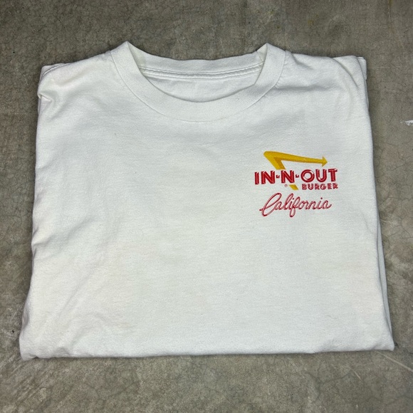 Medium In-N-Out T-Shirt - Picture 3 of 5